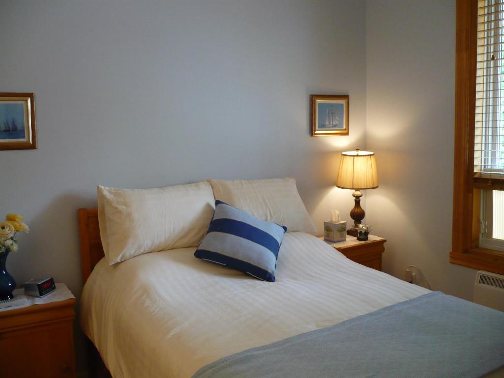 Gite Le Sieur De Joliette Montreal Room photo